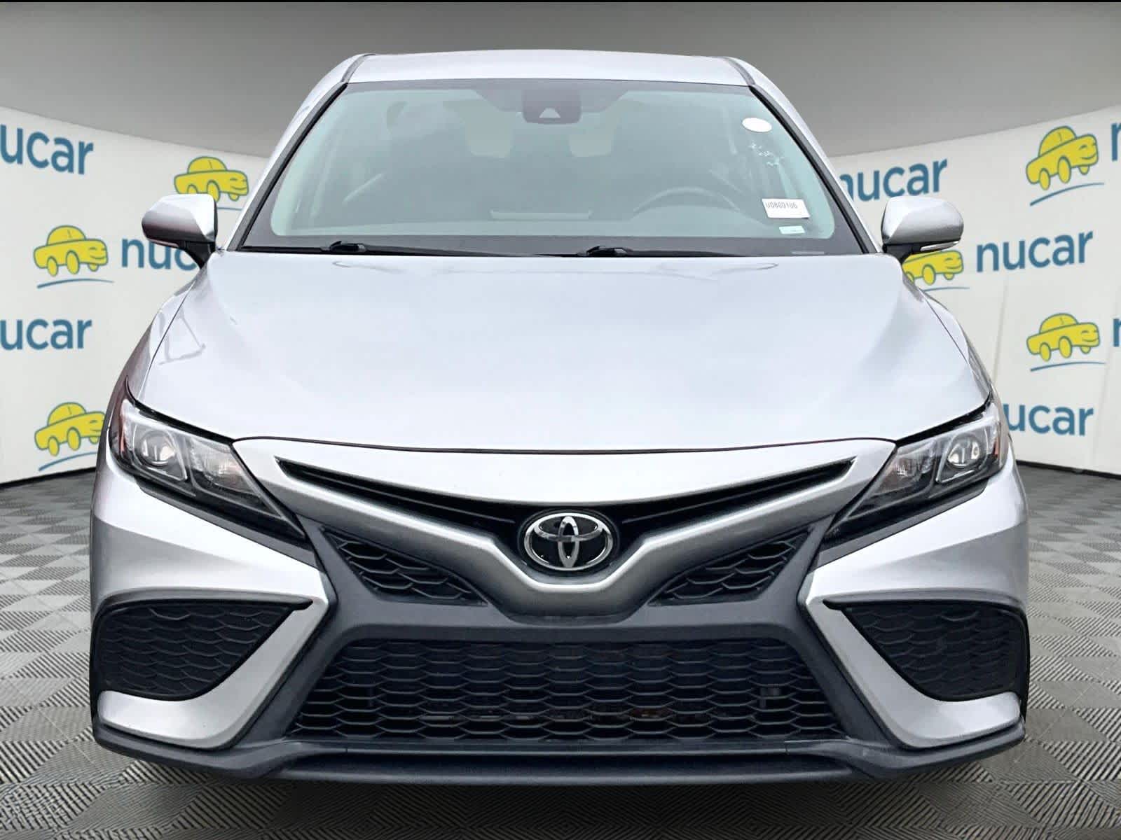 2024 Toyota Camry SE - Photo 2