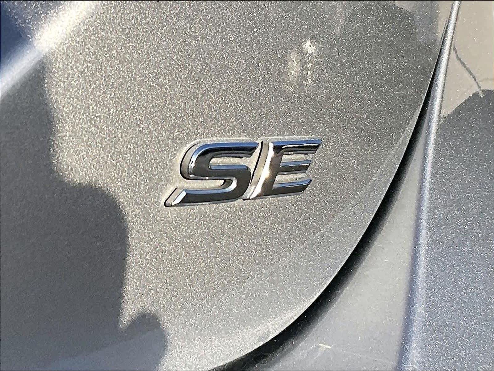 2024 Toyota Camry SE - Photo 28