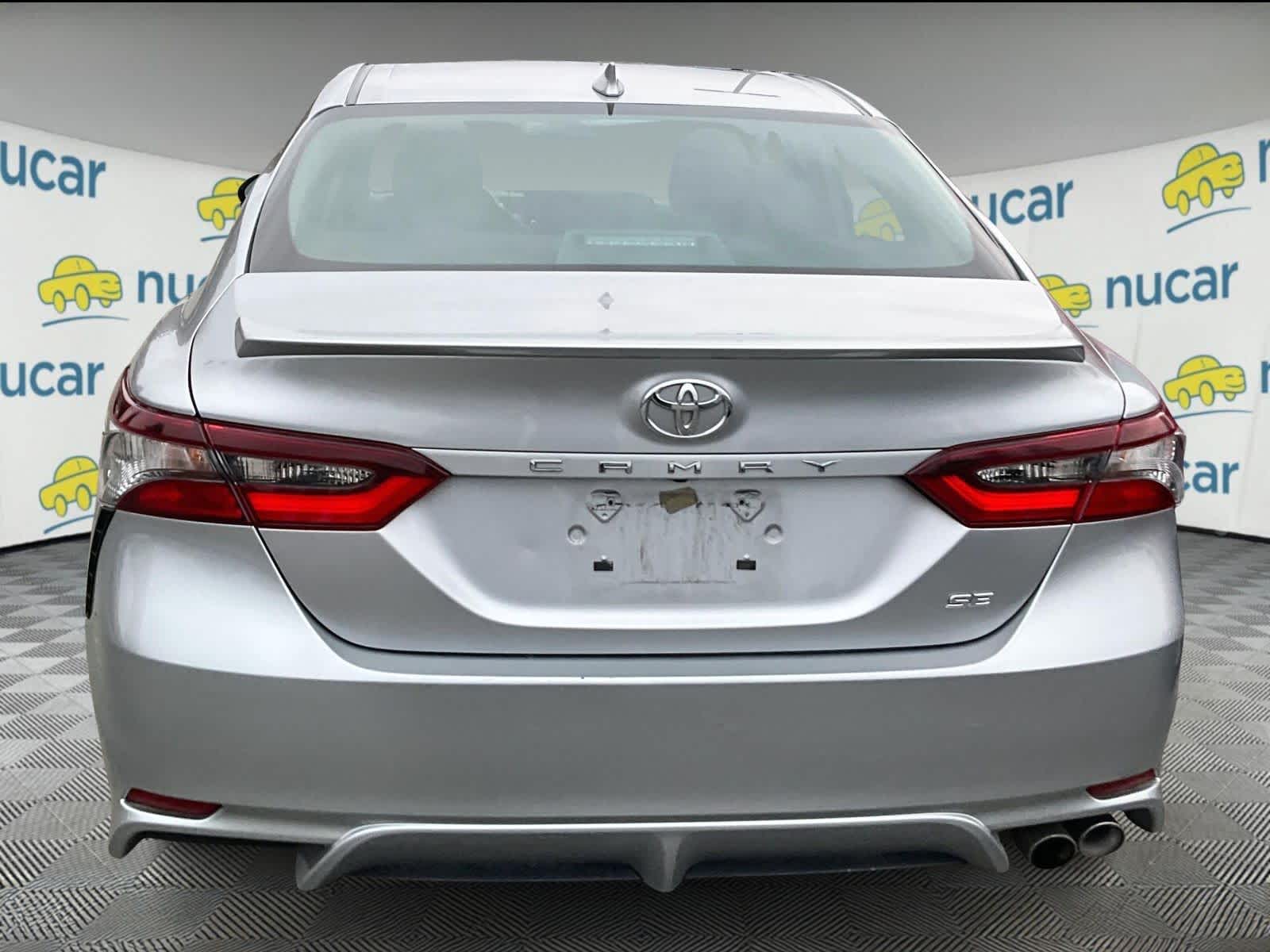 2024 Toyota Camry SE - Photo 3