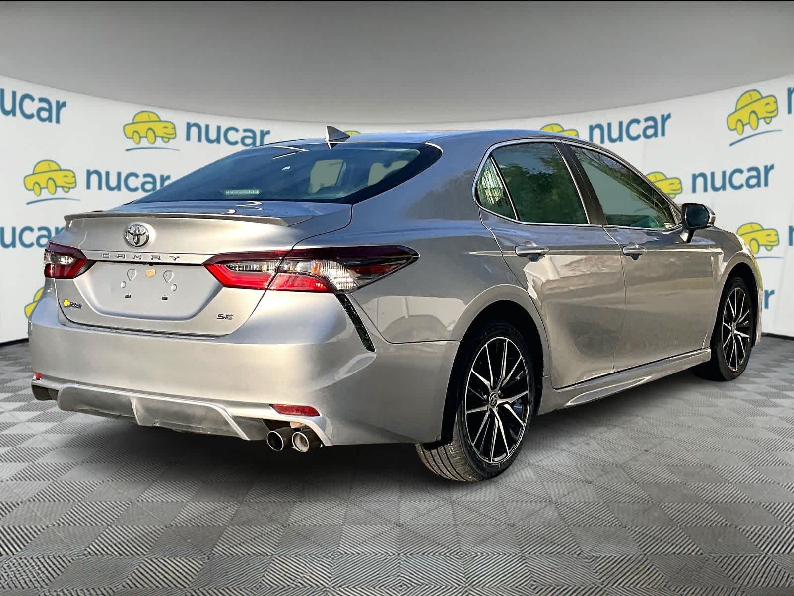 2024 Toyota Camry SE - Photo 6