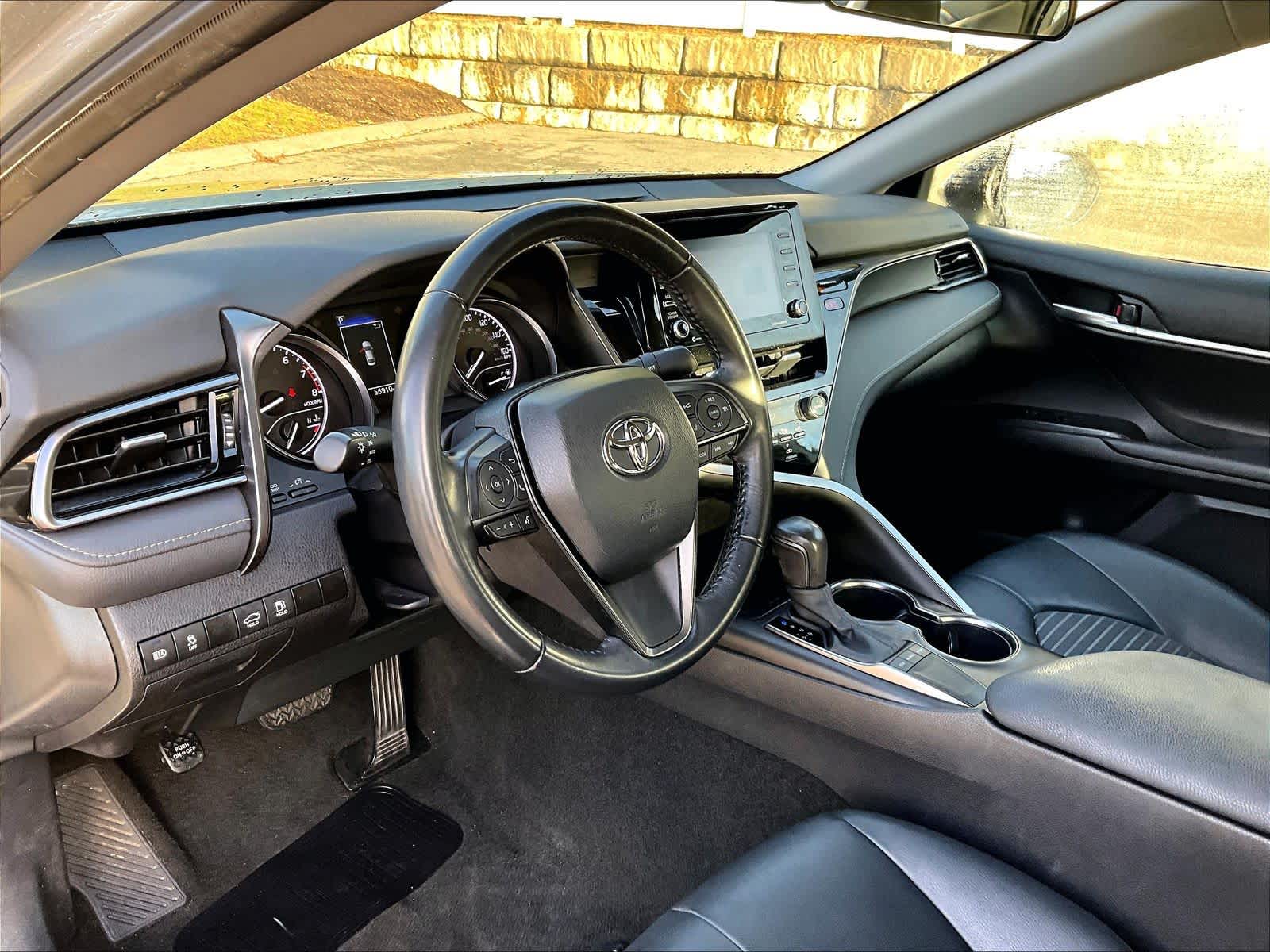 2024 Toyota Camry SE - Photo 8