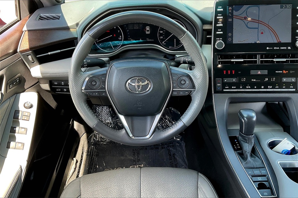 2022 Toyota Avalon Limited - Photo 16