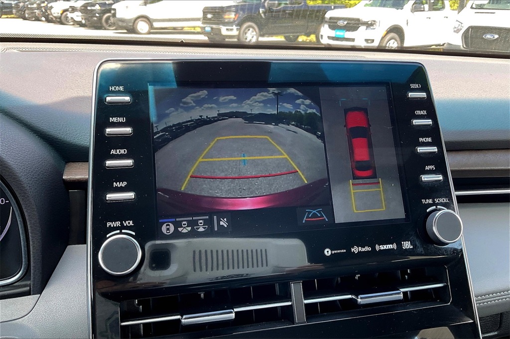 2022 Toyota Avalon Limited - Photo 18
