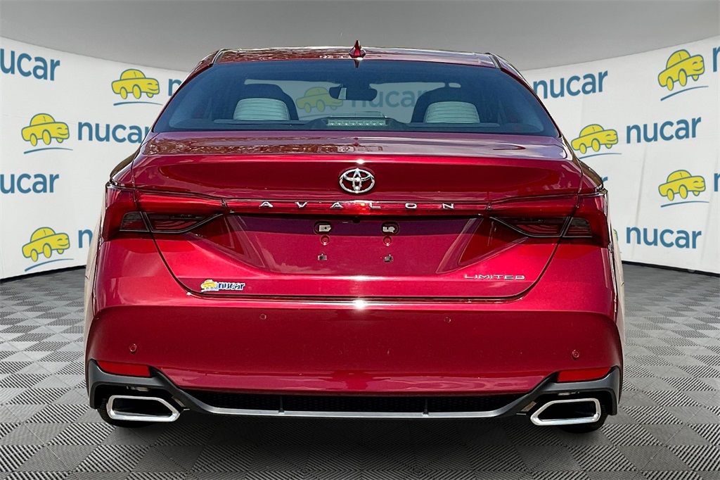 2022 Toyota Avalon Limited - Photo 5