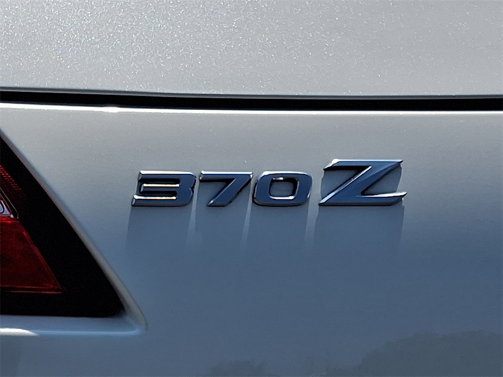 2020 Nissan 370Z Base - Photo 29