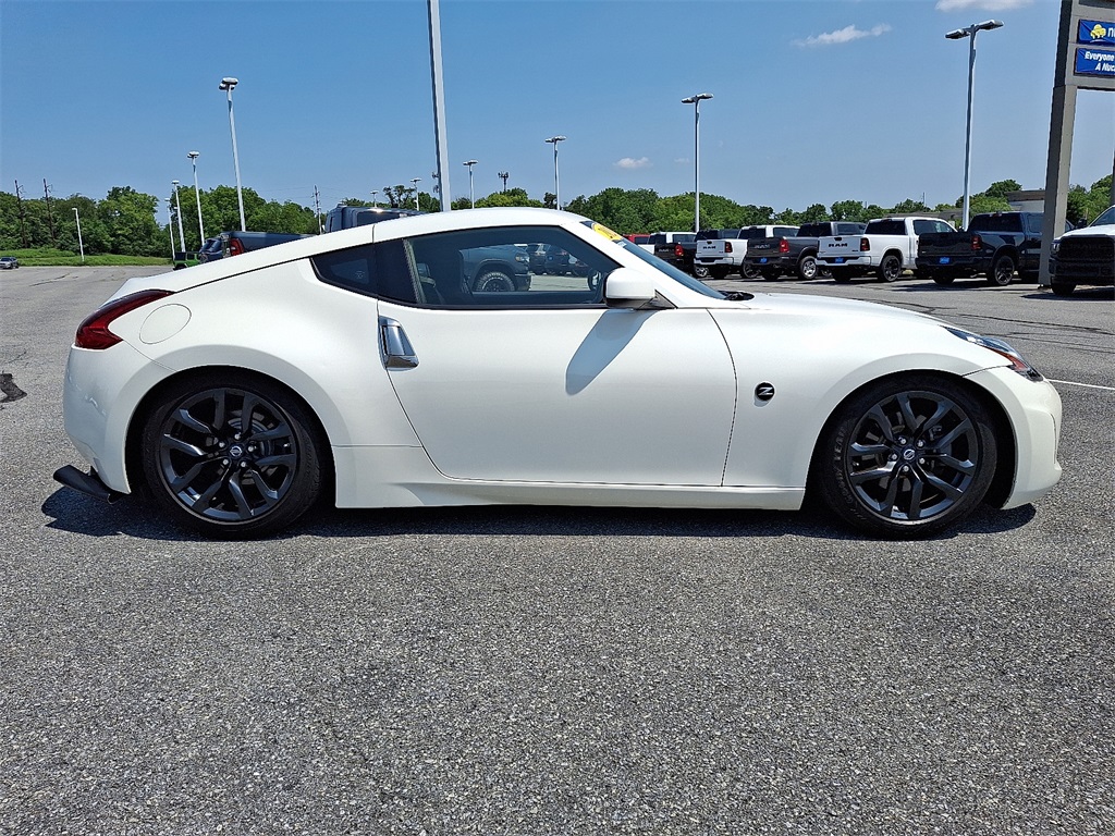 2020 Nissan 370Z Base - Photo 8