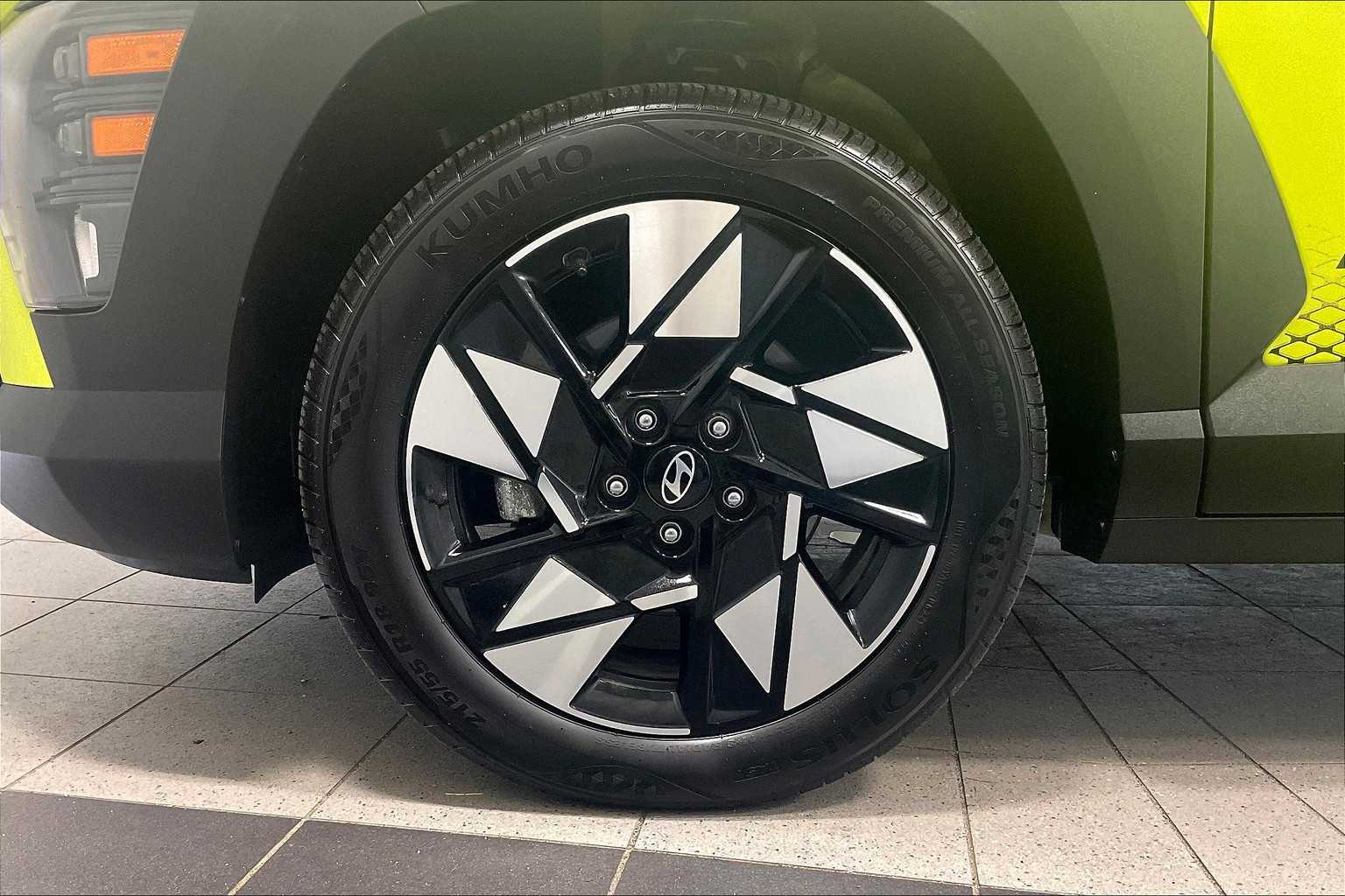 2024 Hyundai Kona SEL - Photo 8