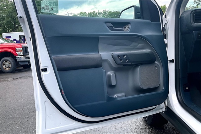 2022 Ford Maverick XL - Photo 18