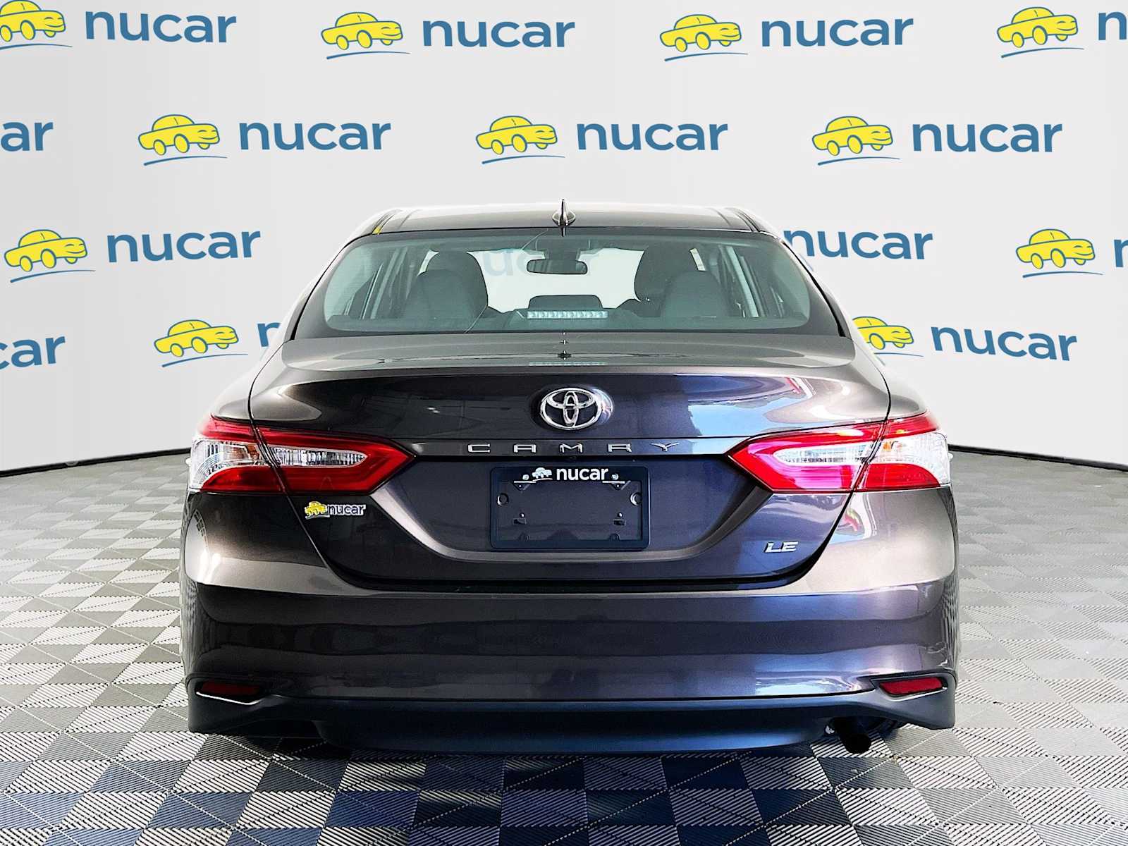 2019 Toyota Camry LE - Photo 6