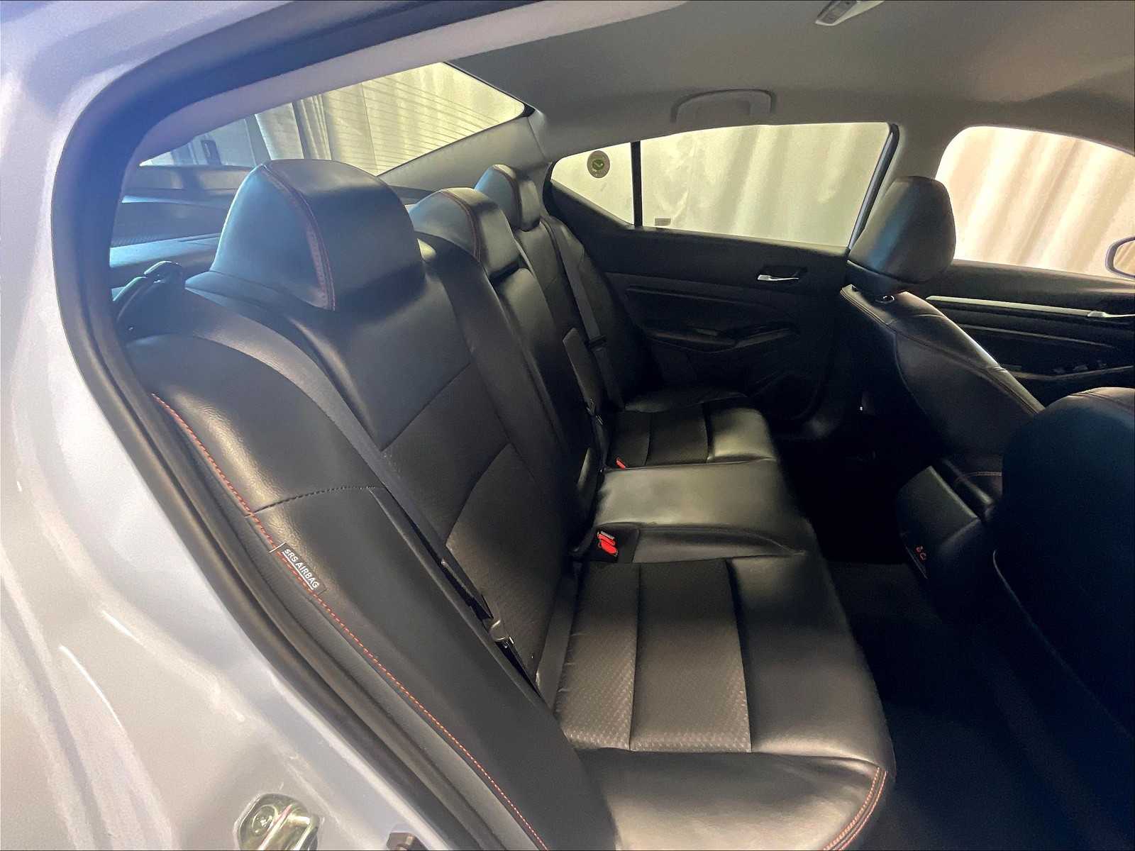 2023 Nissan Altima 2.5 SR - Photo 16