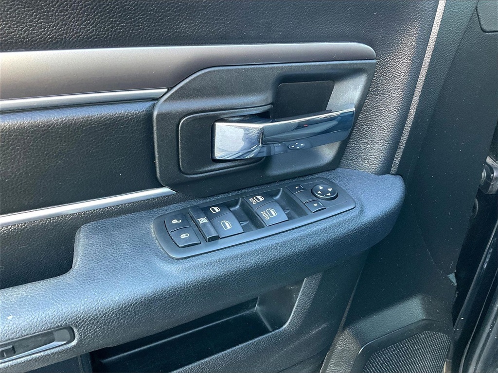 2021 Ram 1500 Classic Warlock - Photo 34