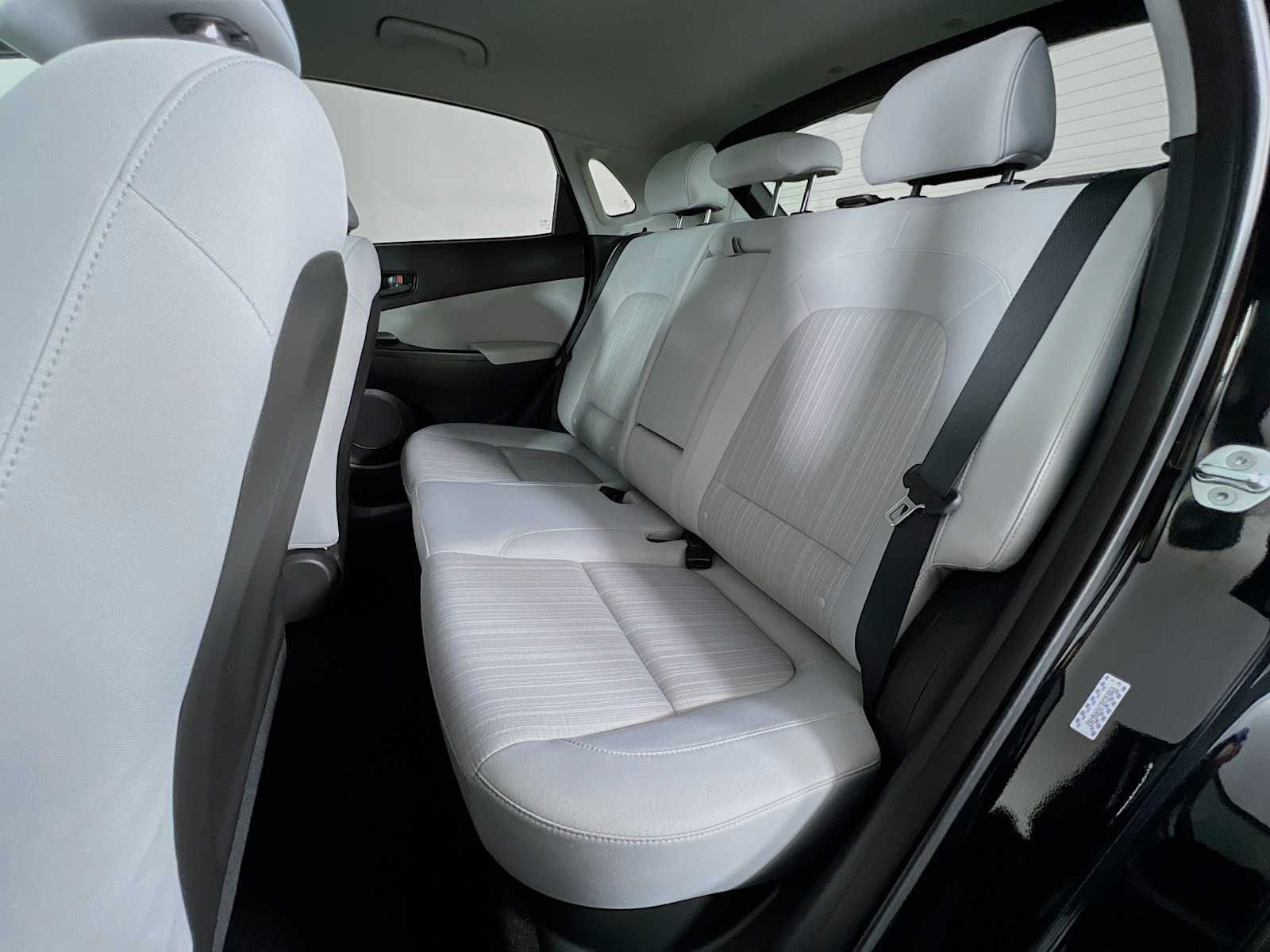 2023 Hyundai Kona SEL - Photo 23