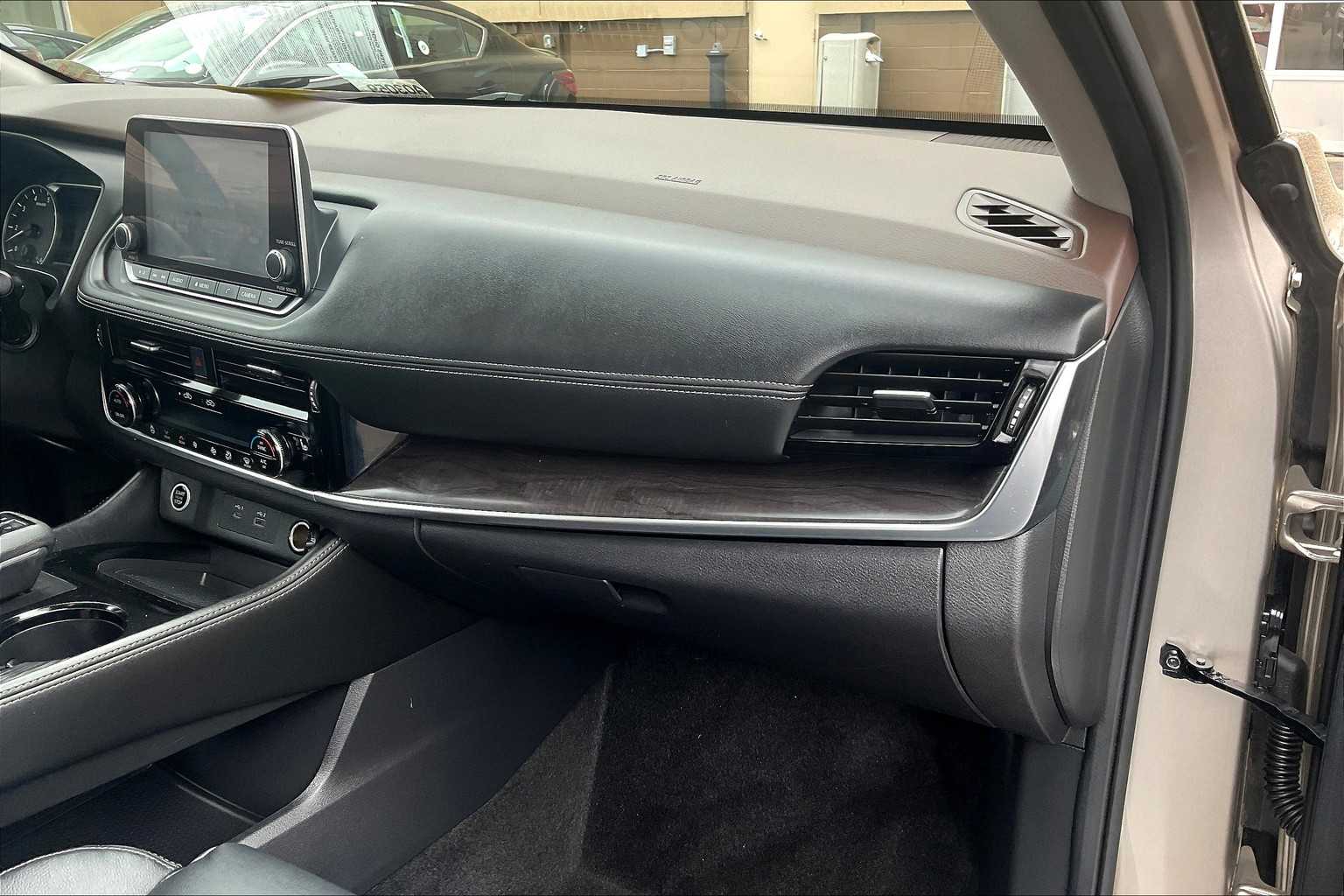 2021 Nissan Rogue SL - Photo 13