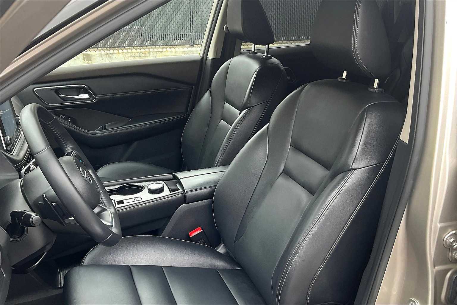 2021 Nissan Rogue SL - Photo 10