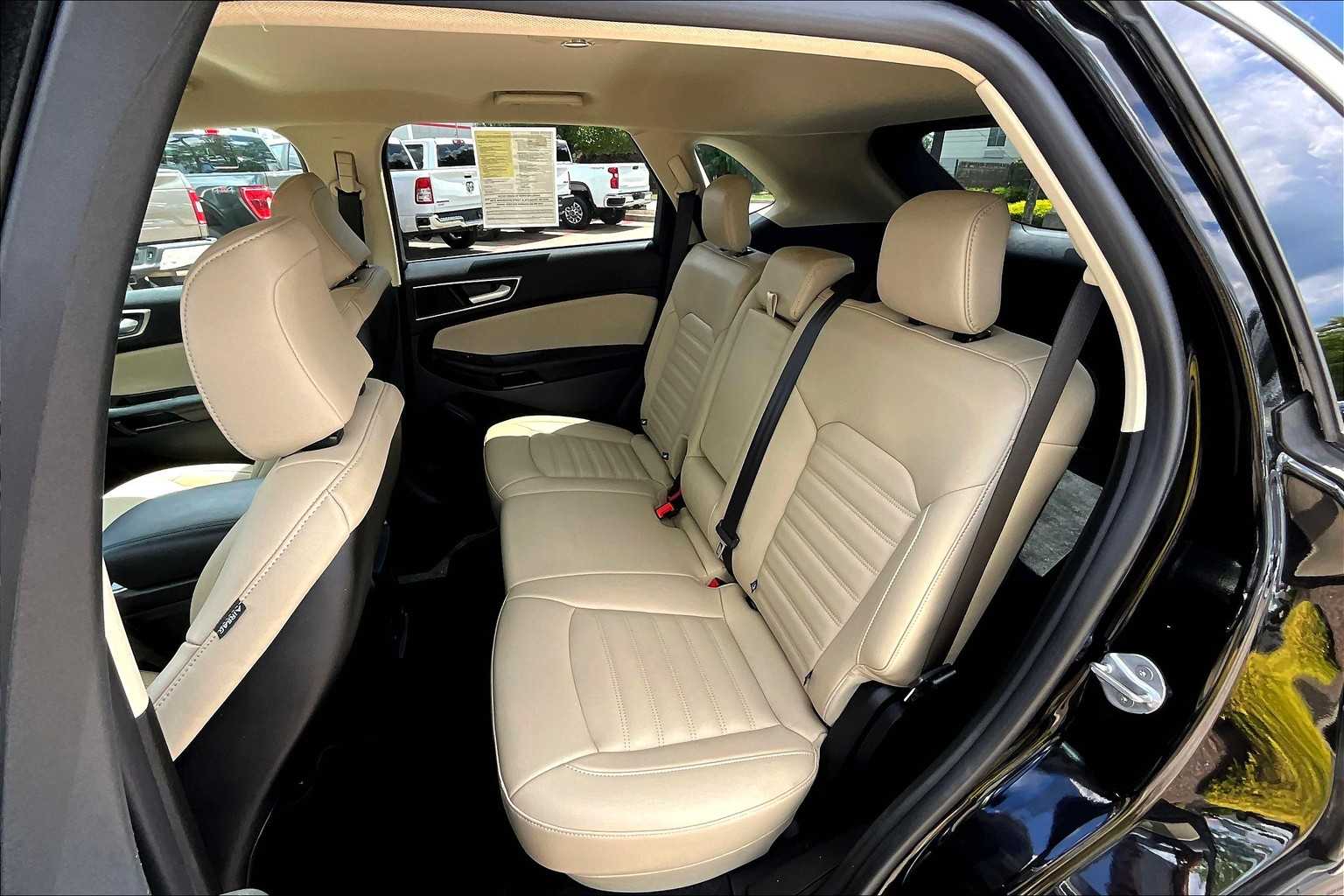 2023 Ford Edge SEL - Photo 15