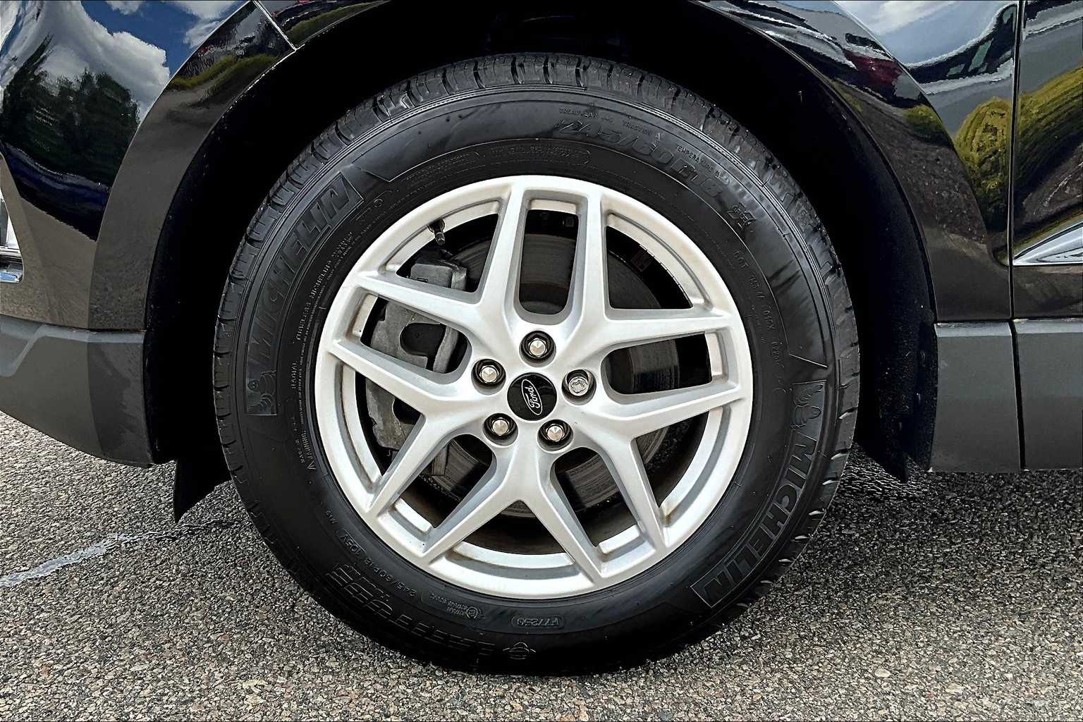 2023 Ford Edge SEL - Photo 7