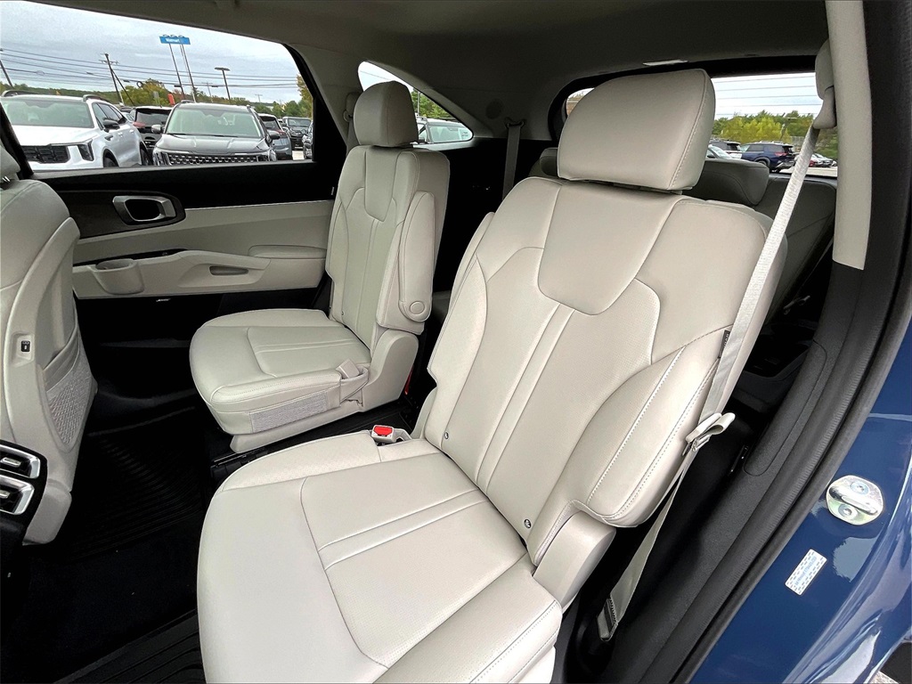 2026 Kia Sorento EX - Photo 15