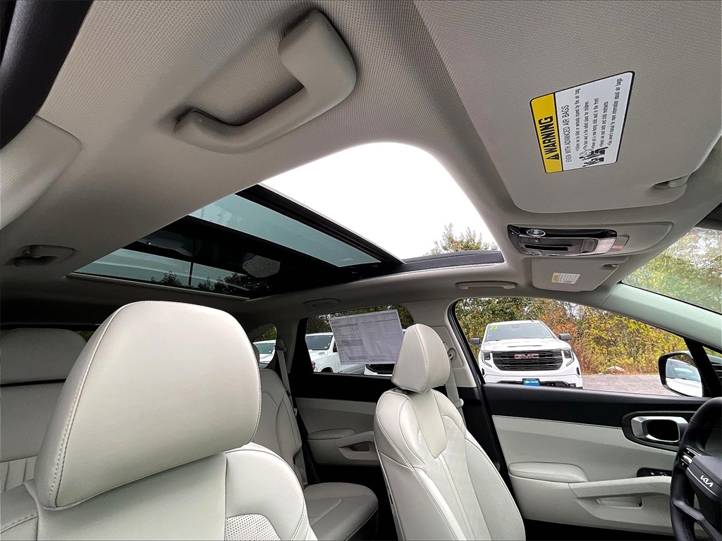 2026 Kia Sorento EX - Photo 18