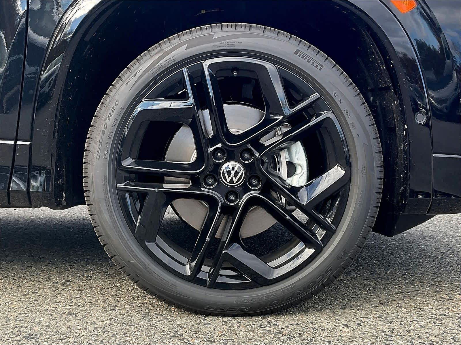 2025 Volkswagen Tiguan SE R-Line Black - Photo 8