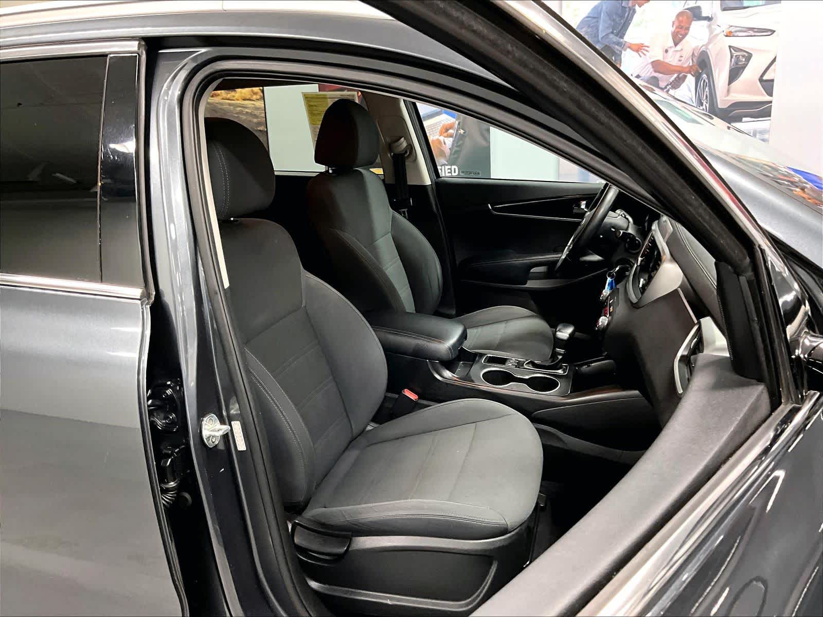 2020 Kia Sorento LX - Photo 11