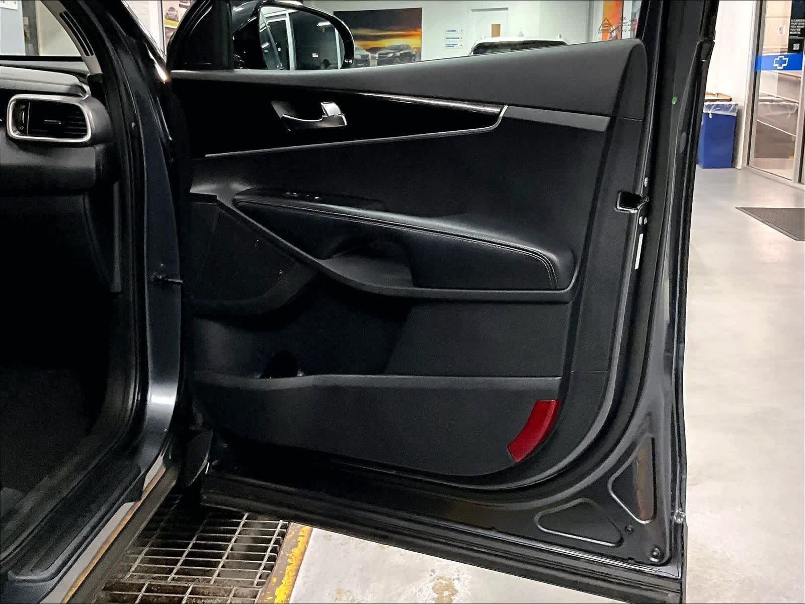 2020 Kia Sorento LX - Photo 12