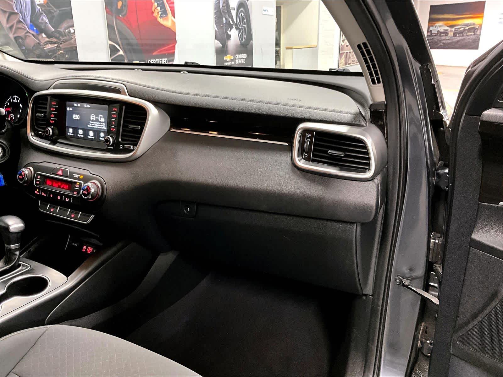 2020 Kia Sorento LX - Photo 13