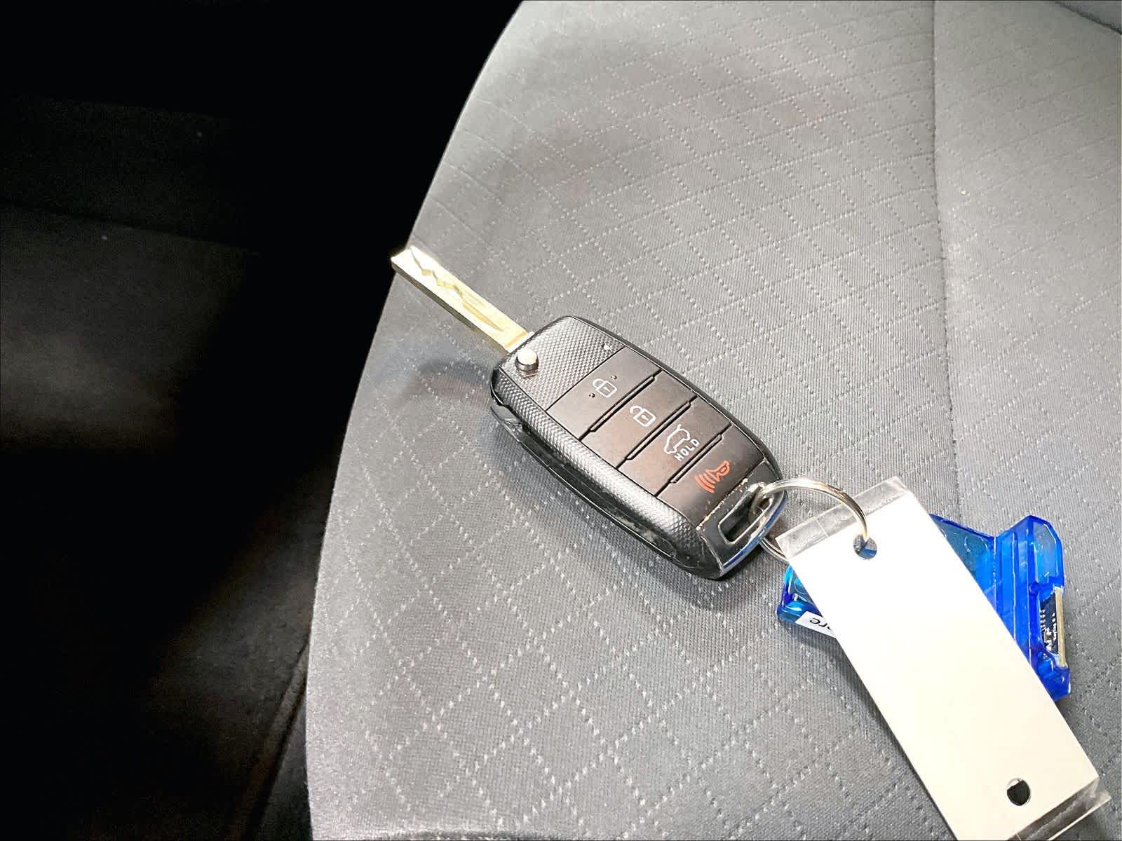 2020 Kia Sorento LX - Photo 29