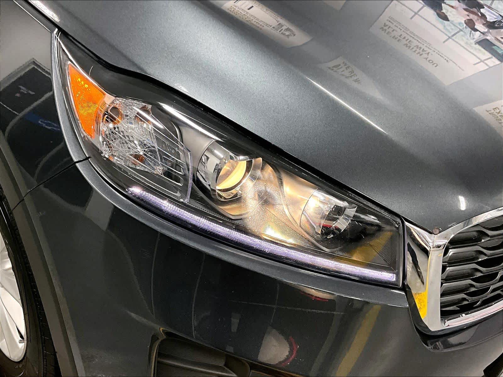 2020 Kia Sorento LX - Photo 31