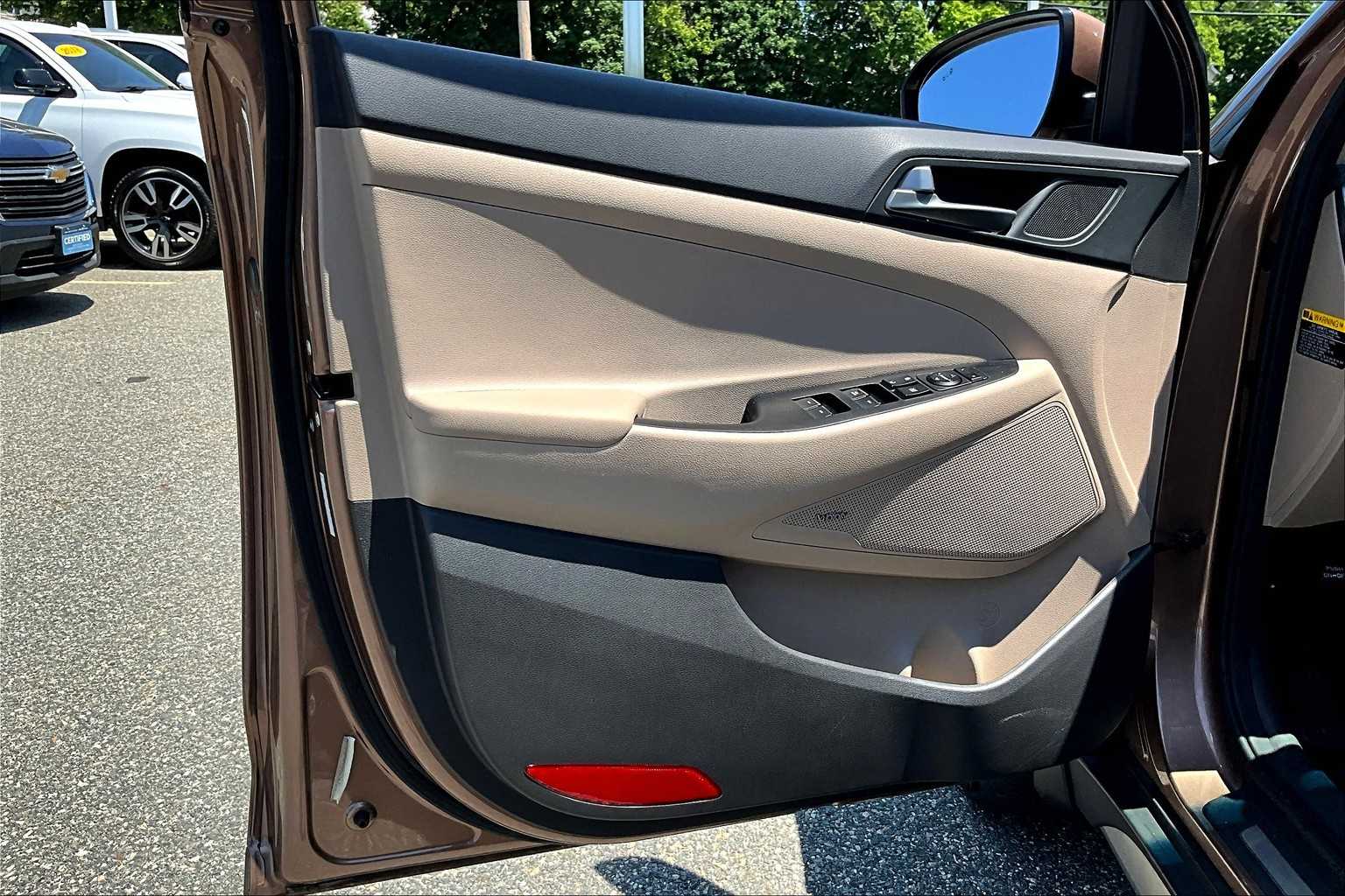2017 Hyundai Tucson Limited - Photo 9