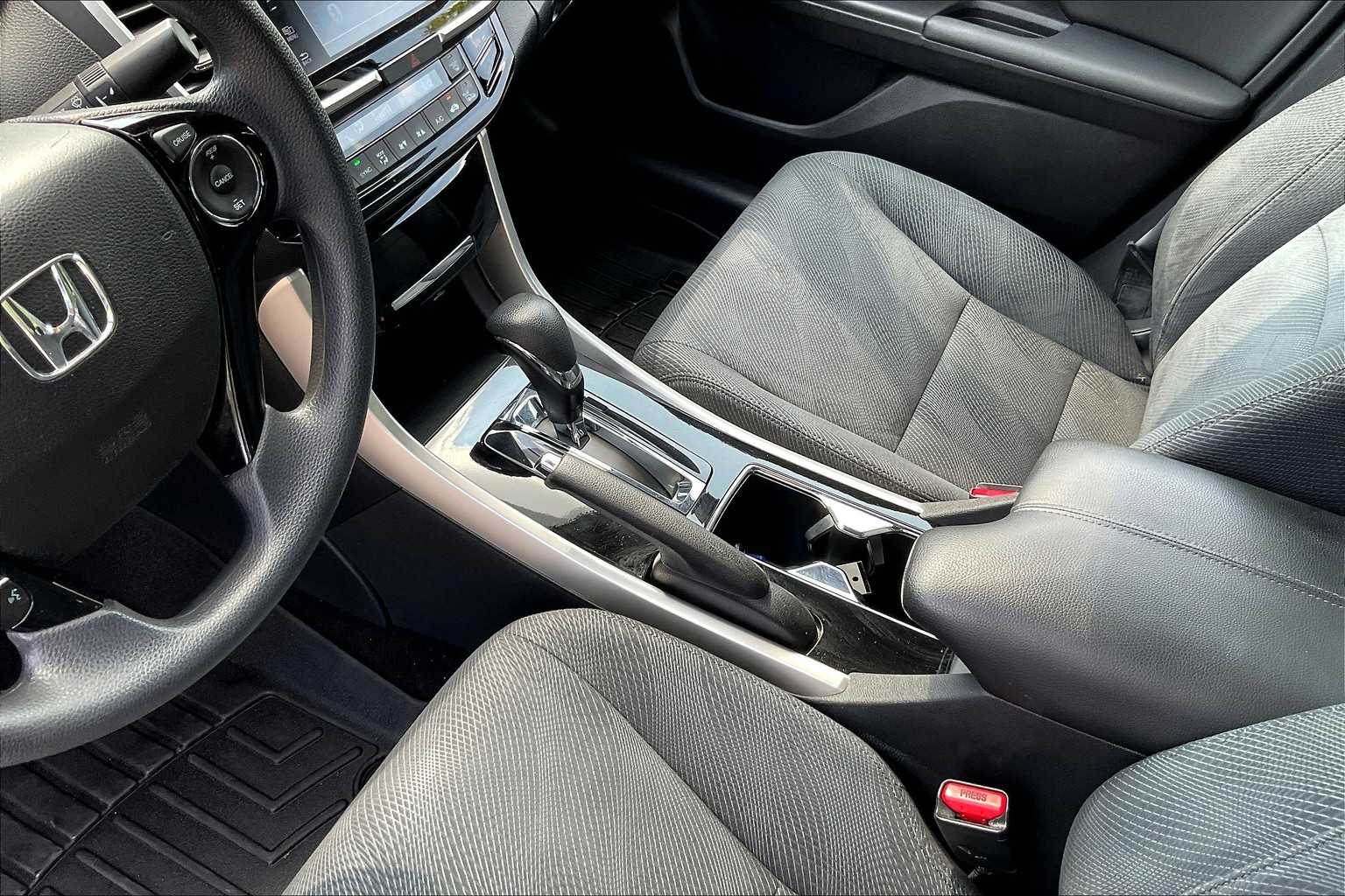 2016 Honda Accord EX - Photo 20