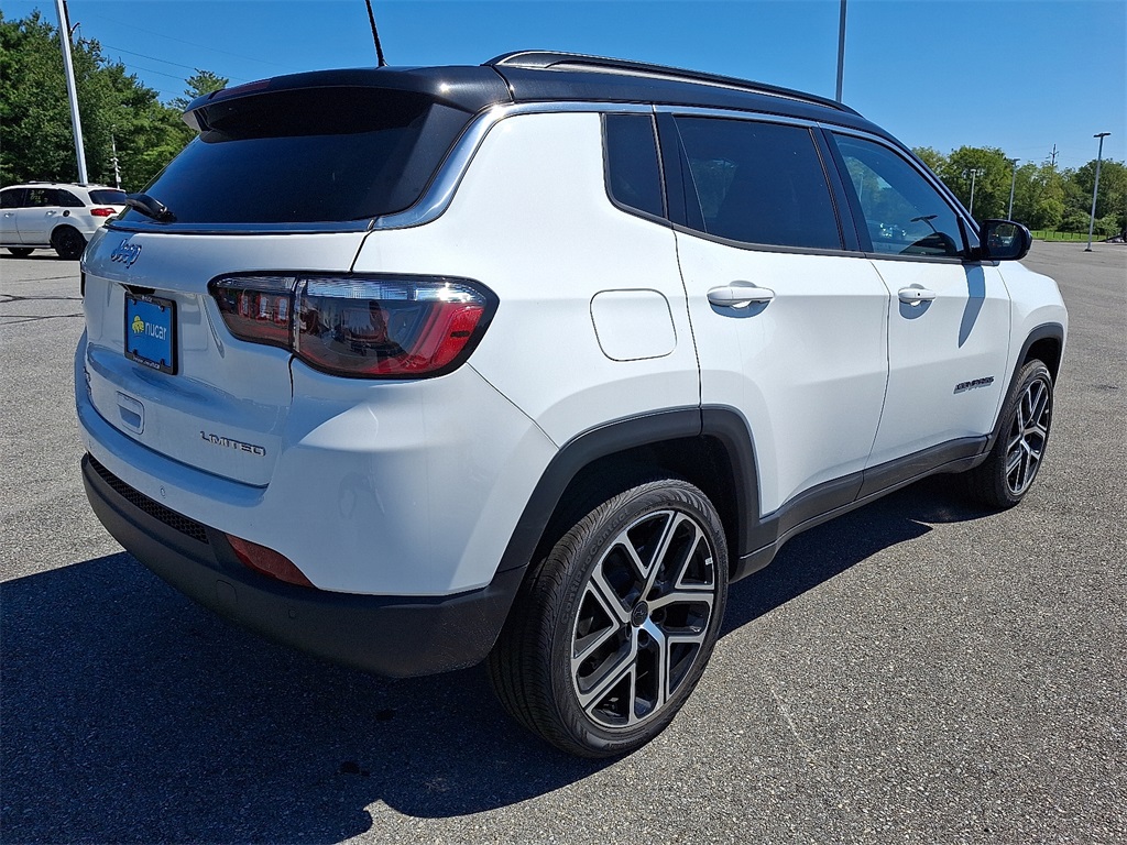 2025 Jeep Compass Limited - Photo 4