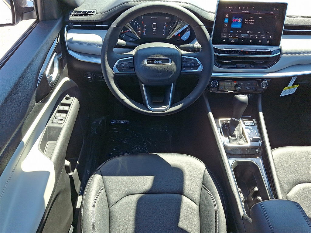 2025 Jeep Compass Limited - Photo 7