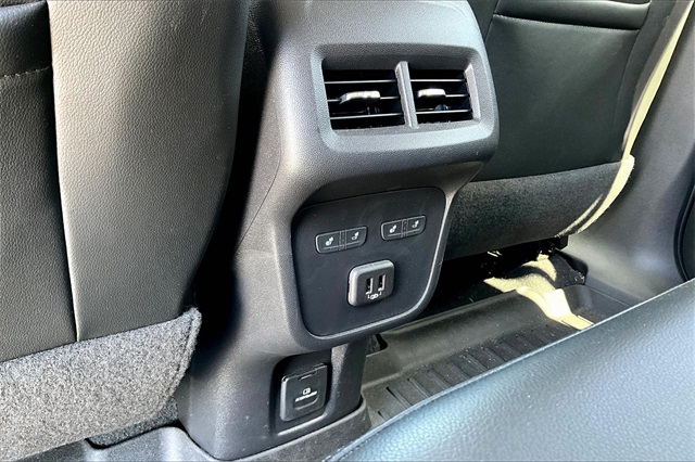 2023 Chevrolet Equinox Premier - Photo 24