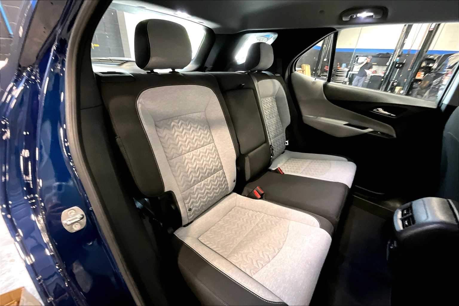 2022 Chevrolet Equinox LS - Photo 16