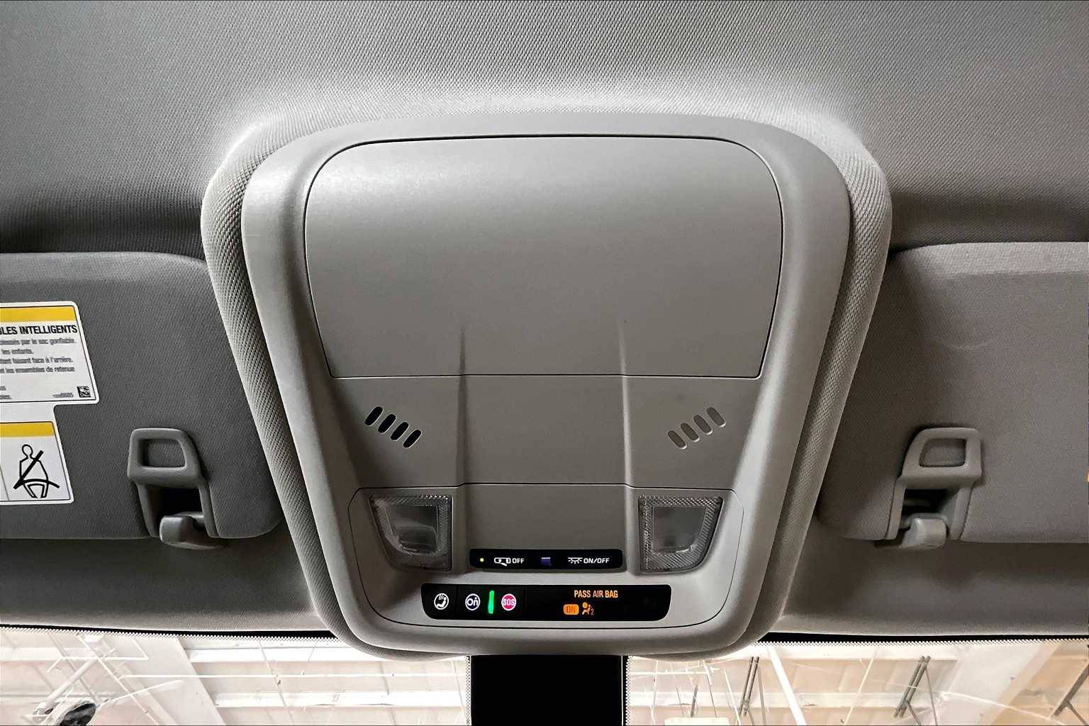 2022 Chevrolet Equinox LS - Photo 23
