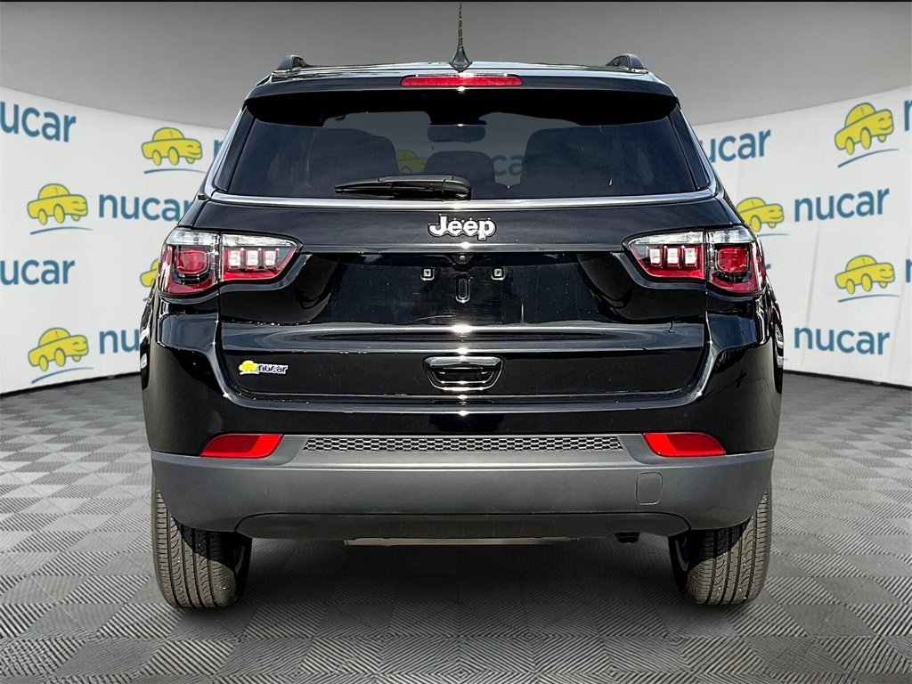 2022 Jeep Compass Latitude Lux - Photo 5