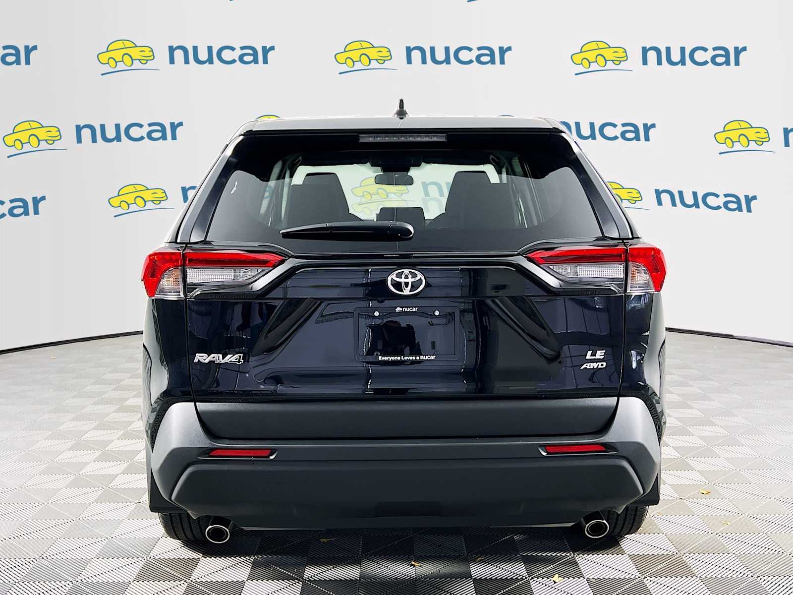 2025 Toyota RAV4 LE - Photo 5