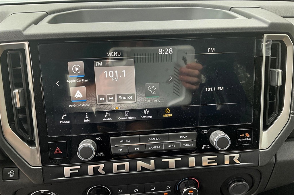 2025 Nissan Frontier SV - Photo 19