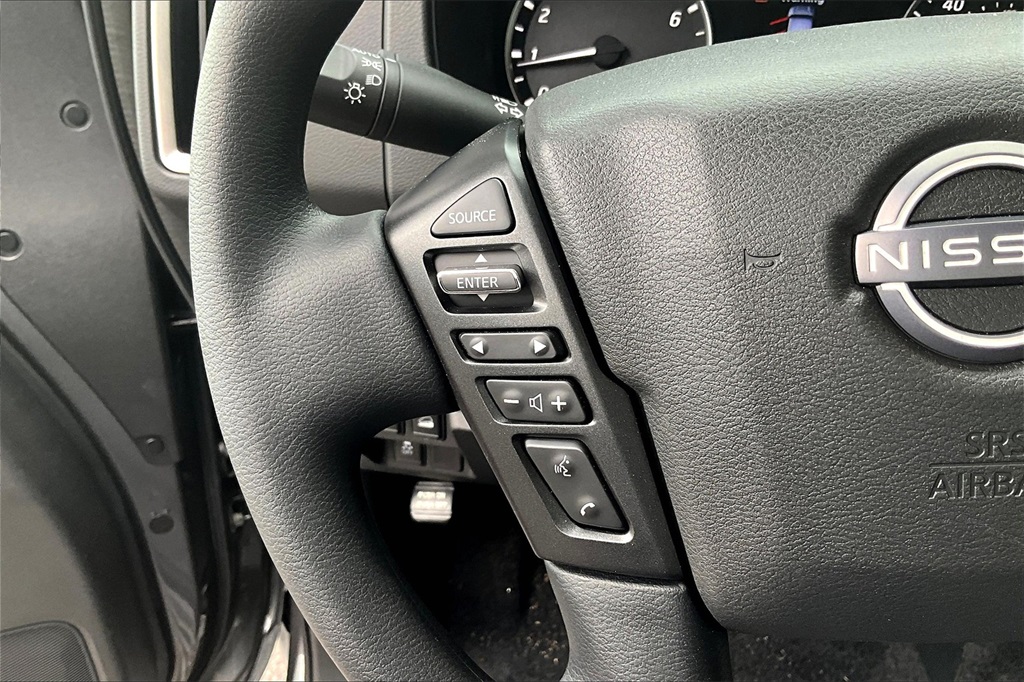 2025 Nissan Frontier SV - Photo 23
