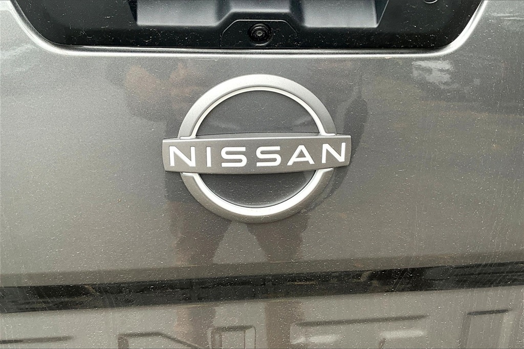 2025 Nissan Frontier SV - Photo 28