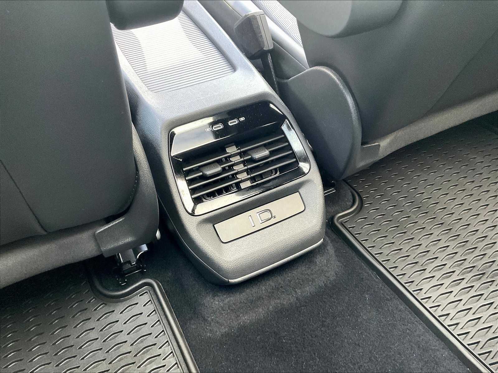 2022 Volkswagen ID.4 Pro S - Photo 27