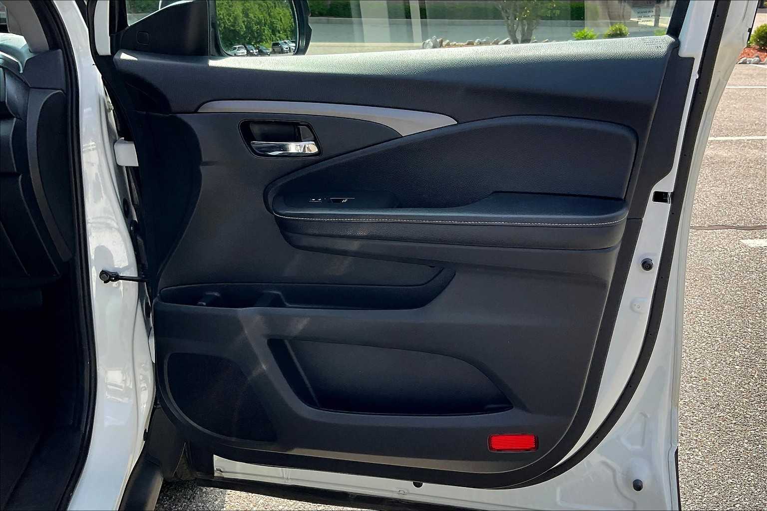 2022 Honda Ridgeline RTL - Photo 23