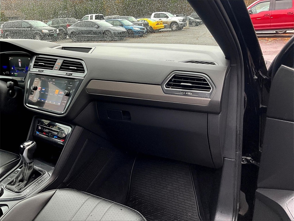 2022 Volkswagen Tiguan 2.0T SE R-Line Black - Photo 13