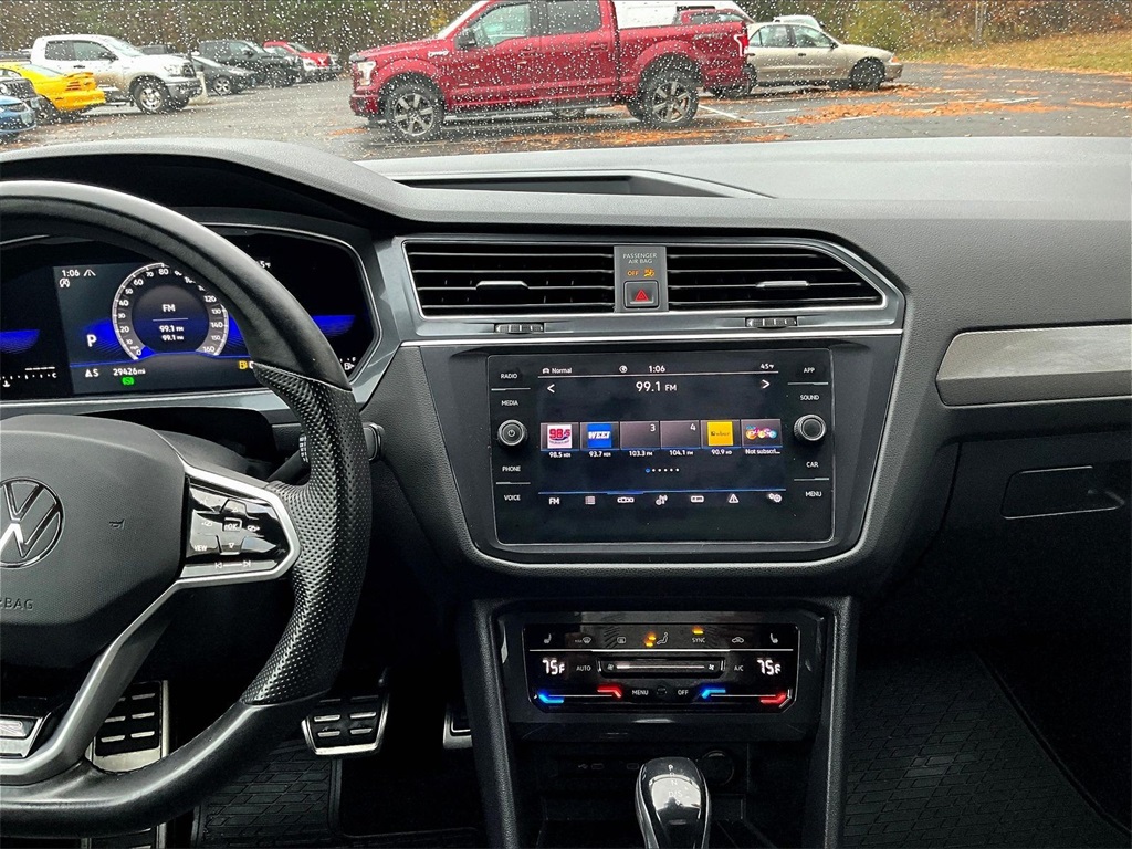 2022 Volkswagen Tiguan 2.0T SE R-Line Black - Photo 18