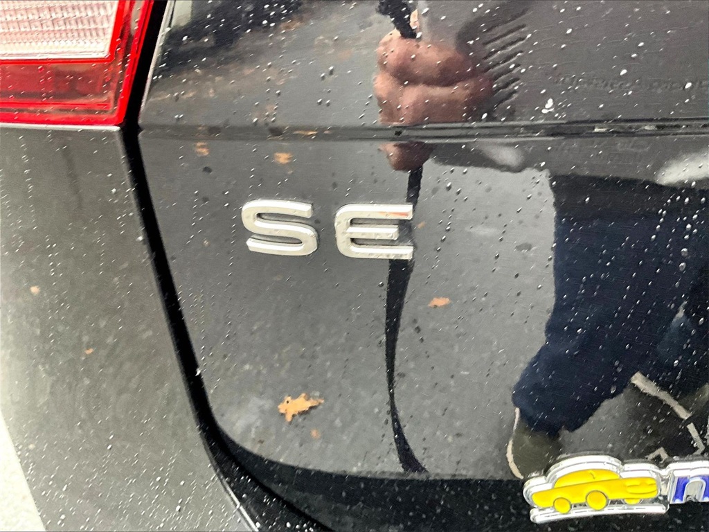 2022 Volkswagen Tiguan 2.0T SE R-Line Black - Photo 28