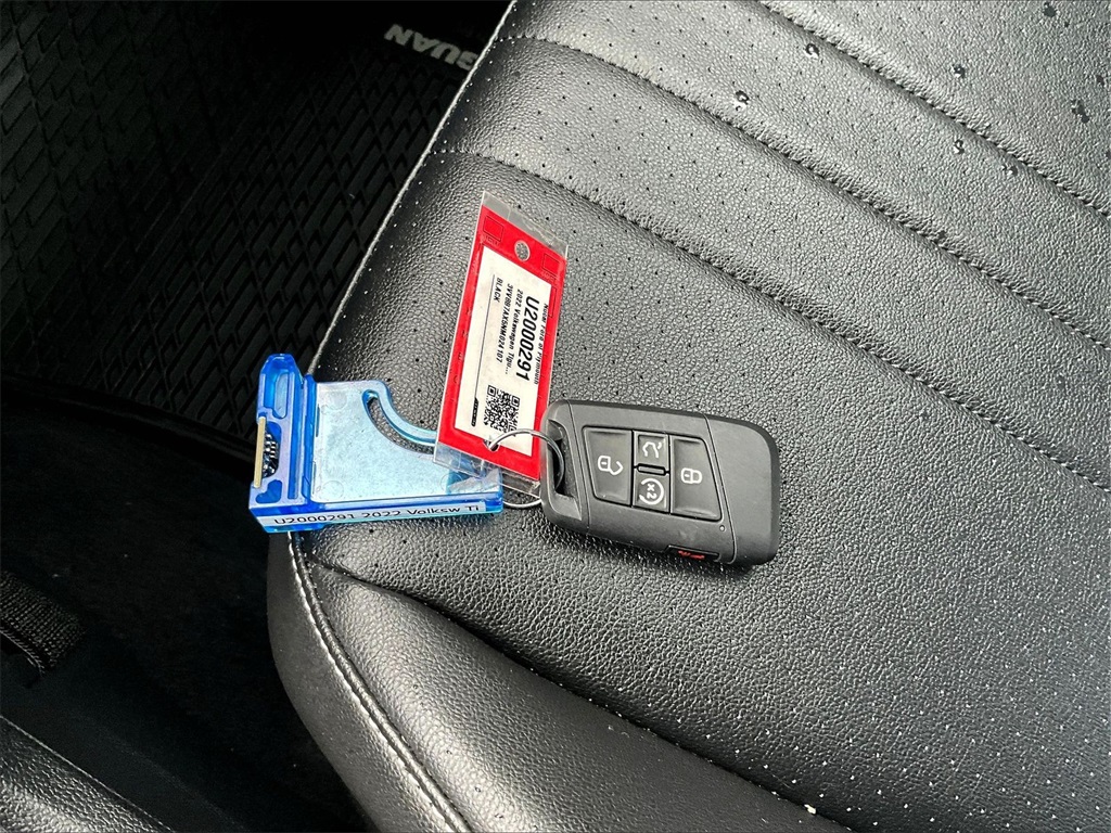 2022 Volkswagen Tiguan 2.0T SE R-Line Black - Photo 30