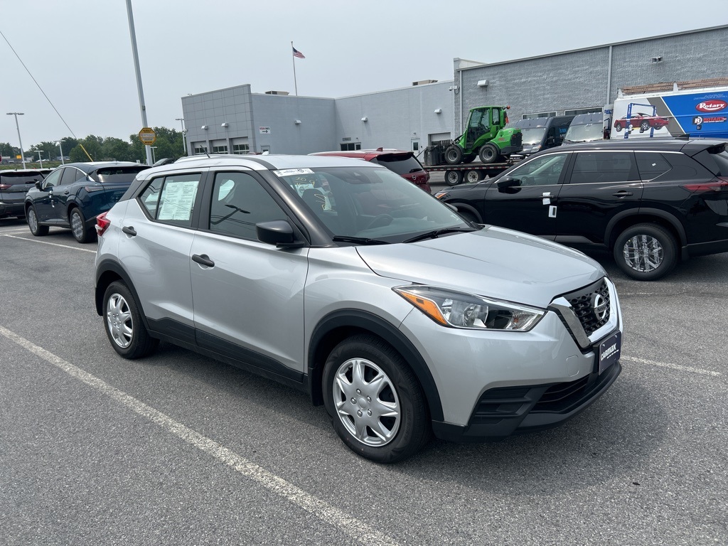 2020 Nissan Kicks S