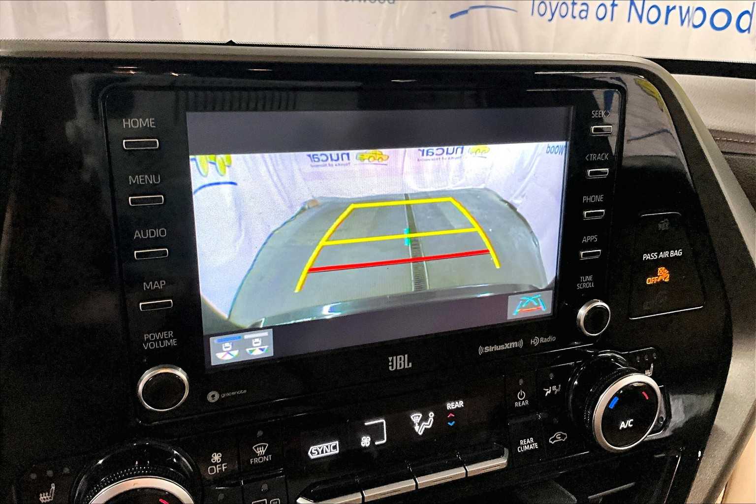 2021 Toyota Highlander Limited - Photo 20