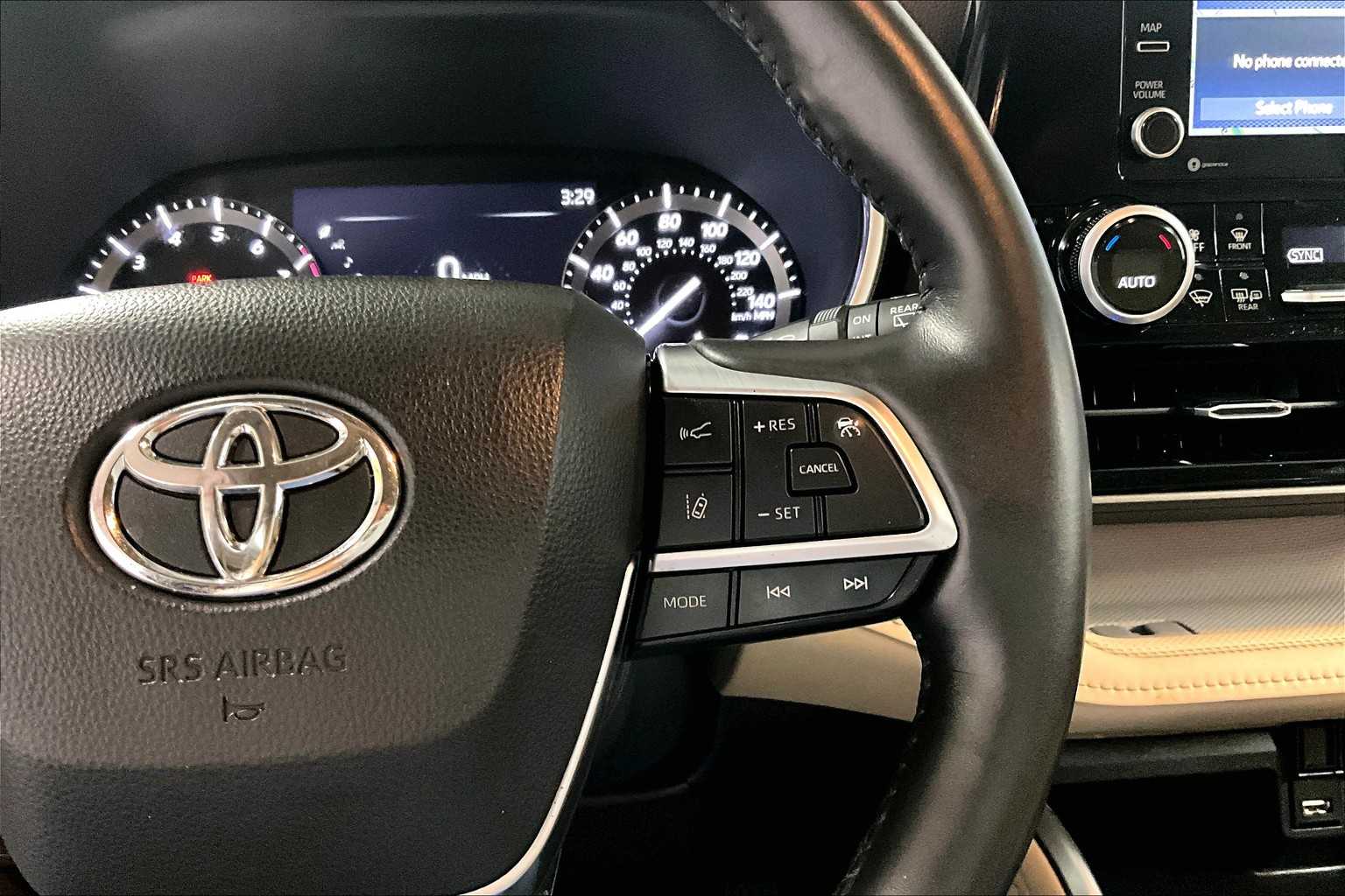 2021 Toyota Highlander Limited - Photo 25