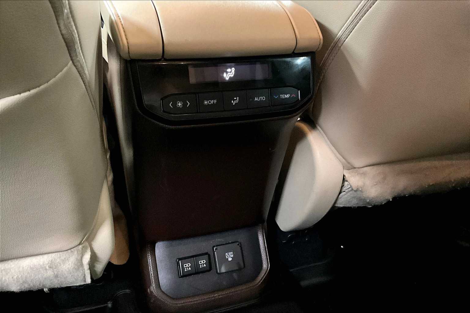 2021 Toyota Highlander Limited - Photo 29